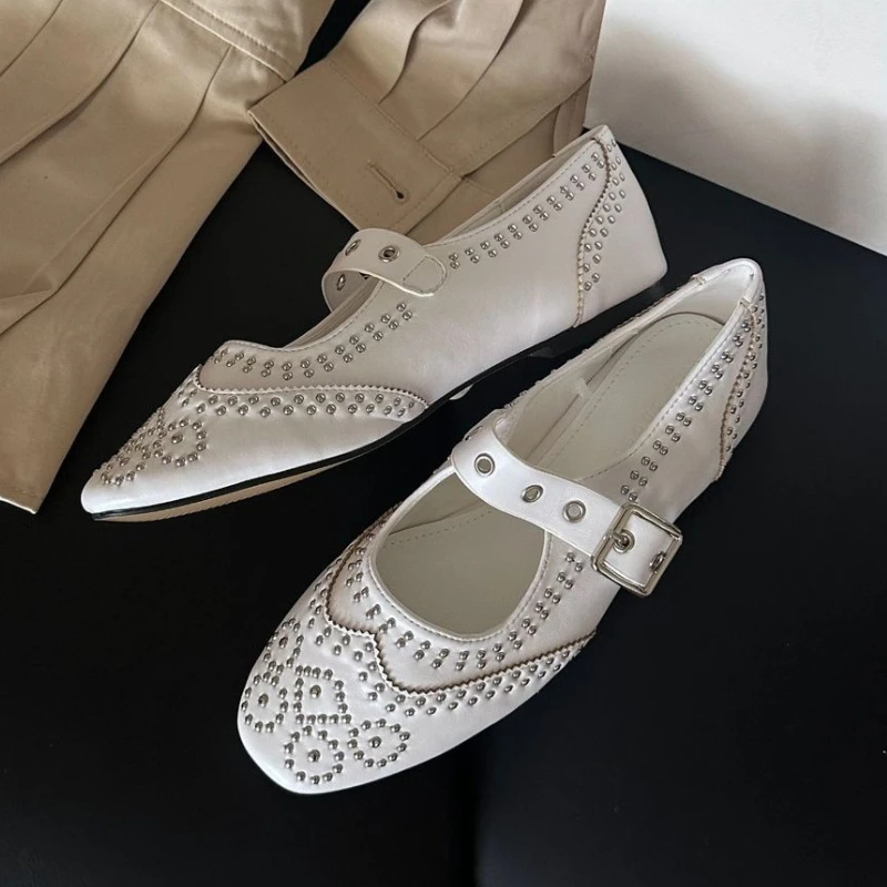 Zapatos planos con diseño de h - Mary Jane Shoes reseña y precio