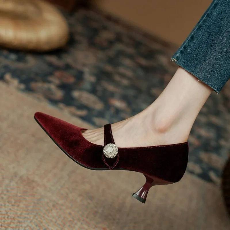 Zapatos Mary Jane con punta pu - Mary Jane Shoes reseña y precio