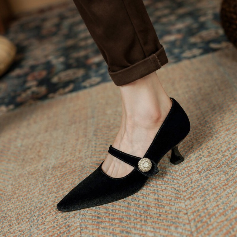 Zapatos Mary Jane con punta pu - Mary Jane Shoes reseña y precio